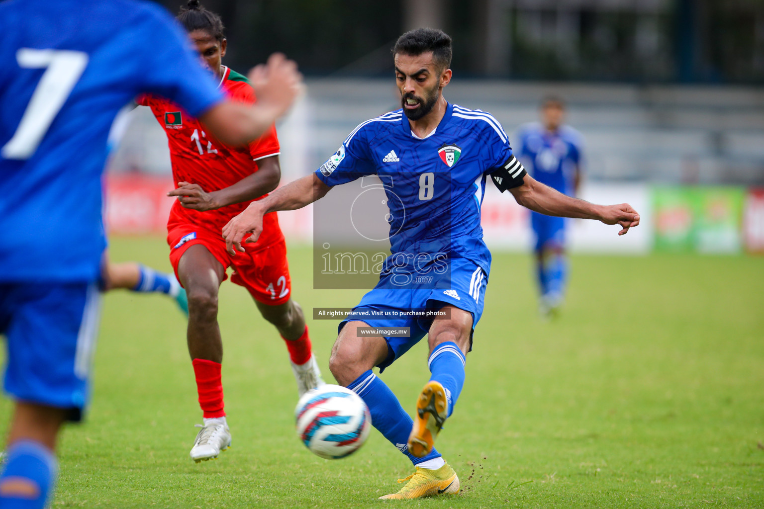 Kuwait vs Bangladesh in the Semi-final of SAFF Championship 2023 held in Sree Kanteerava Stadium, Bengaluru, India, on Saturday, 1st July 2023. Photos: Nausham Waheed, Hassan Simah / images.mv