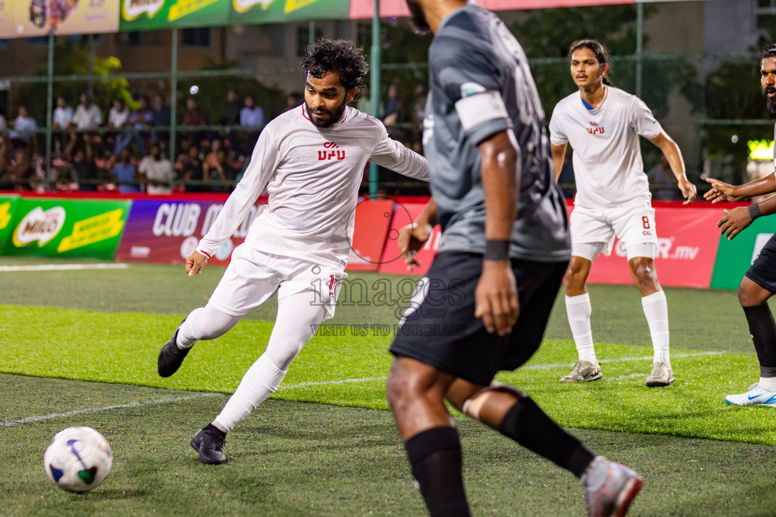 CRIMINAL COURT vs MIRA RC in Club Maldives Classic 2024 held in Rehendi Futsal Ground, Hulhumale', Maldives on Wednesday, 11th September 2024. 
Photos: Hassan Simah / images.mv