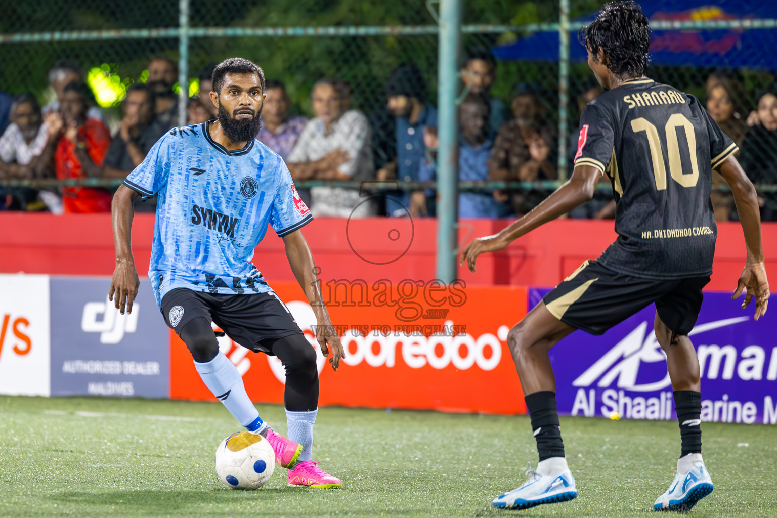 HA Dhidhdhoo vs HDh Neykurendhoo in Zone Round on Day 31 of Golden Futsal Challenge 2025 was held on Tuesday, 4th February 2025, in Hulhumale', Maldives.
Photos: Ismail Thoriq / images.mv