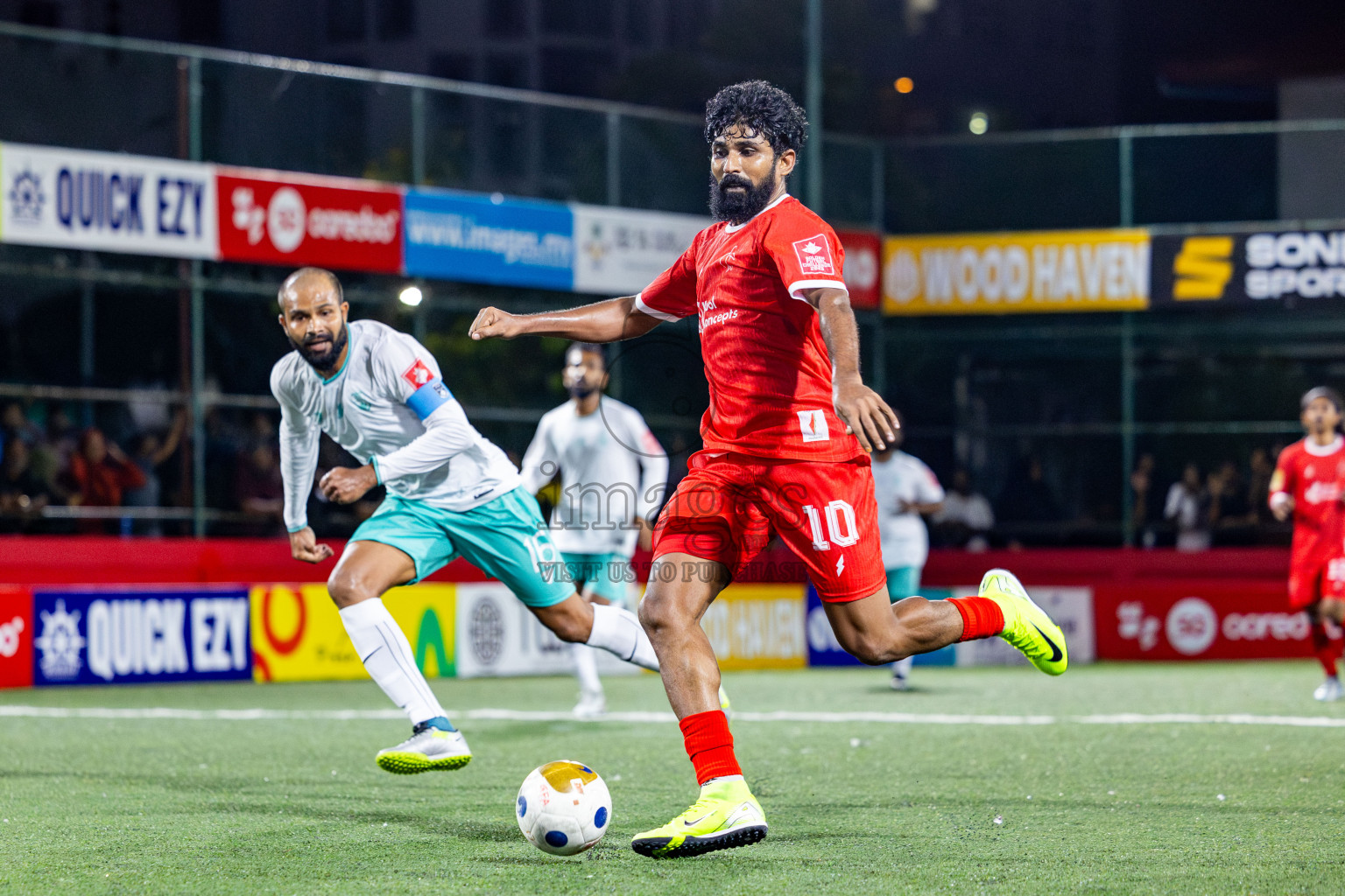 F Dharanboodhoo VS F Nilandhoo in Day 7 of Golden Futsal Challenge 2025 was held on Saturday, 11th January 2025, in Hulhumale', Maldives Photos: Nausham Waheed / images.mv