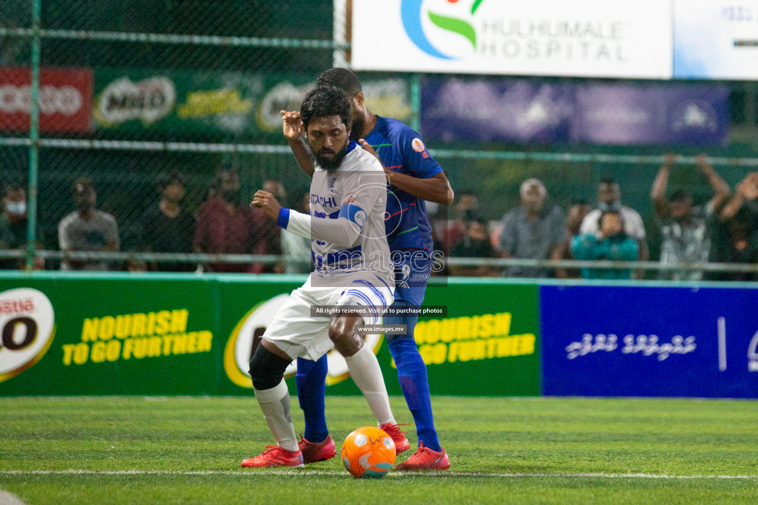 STO RC Vs Team Fenaka in the Quarter Finals of Club Maldives 2021 held in Hulhumale, Maldives on 13 December 2021. Photos: Nasam Thaufeeq