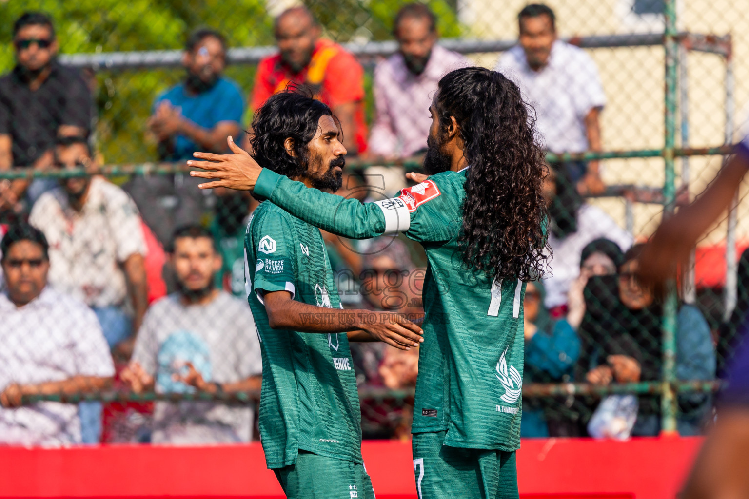 Th Thimarafushi vs Th Vilufushi in Day 14 of Golden Futsal Challenge 2025 was held on Saturday, 18th January 2025, in Hulhumale', Maldives. Photos: Nausham Waheed / images.mv