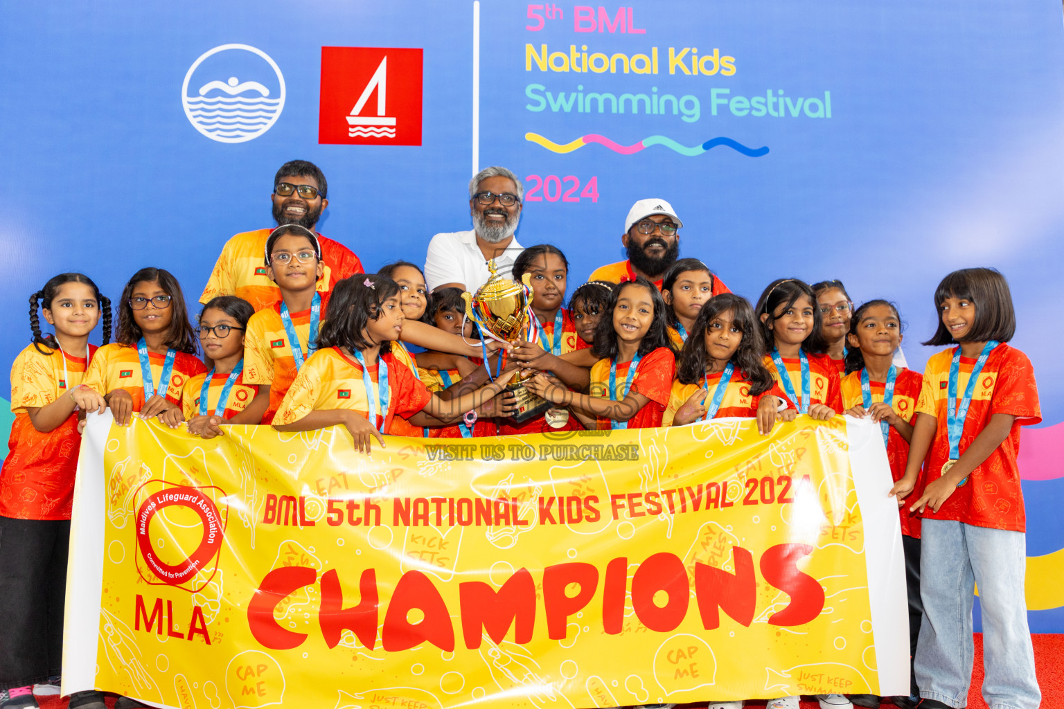 Closing of BML 5th National Swimming Kids Festival 2024 held in Hulhumale', Maldives on Saturday, 23rd November 2024.
Photos: Ismail Thoriq / images.mv