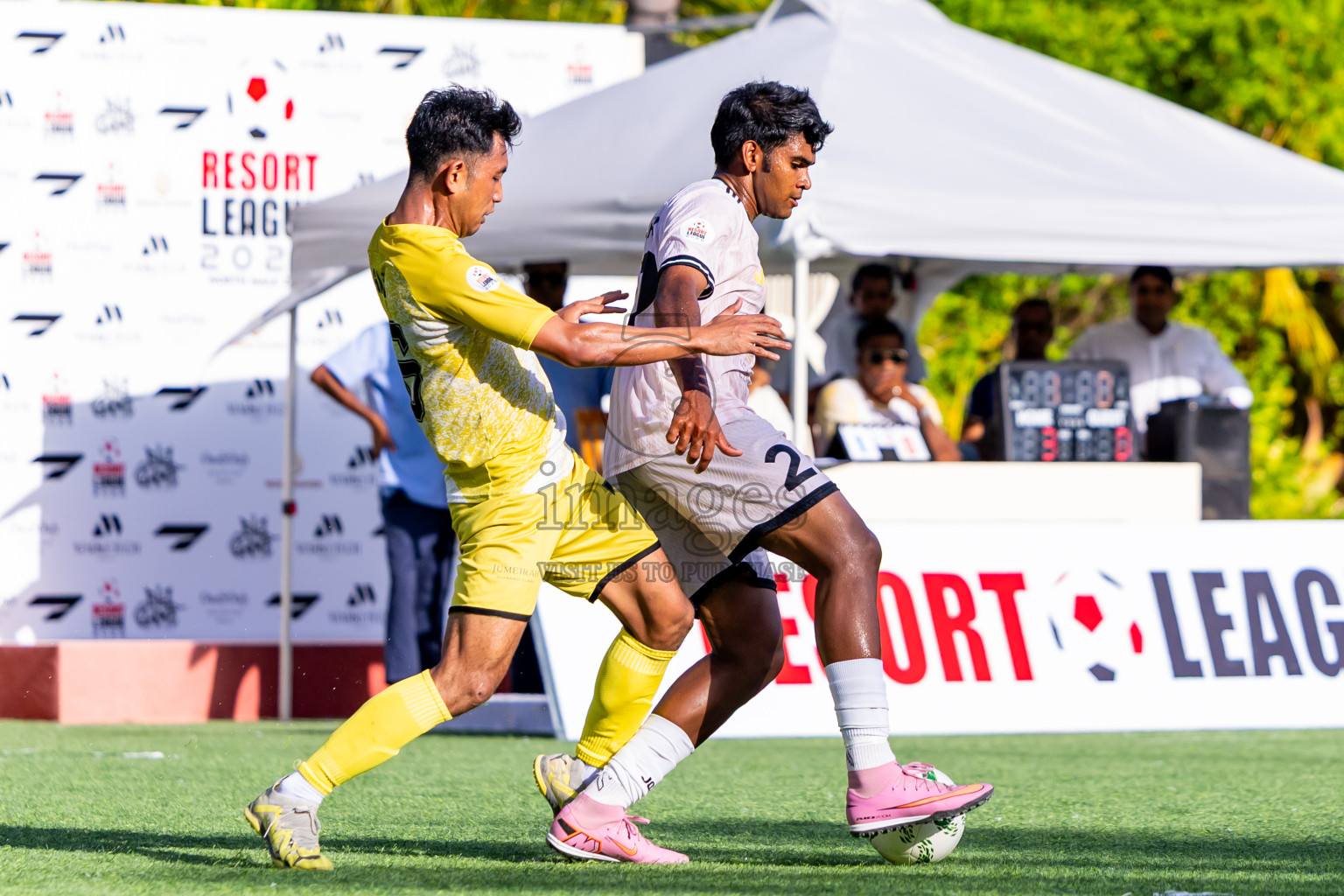 Reethi Rah vs Jumeirah in Semi Finals of Resort League 2025 (North Male Zone) was held on Wednesday, 24th September 2025 in One And Only Reethi Rah Maldives Resort, Photos: Nausham Waheed / images.mv