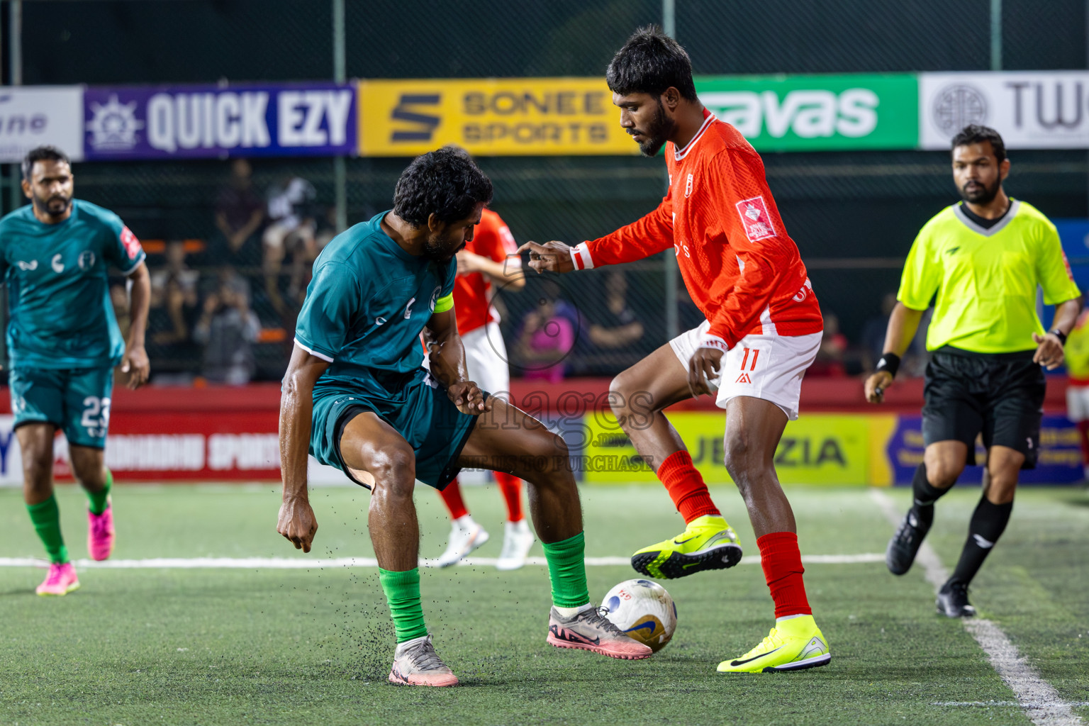 HA Ihavandhoo vs HA Muraidhoo in Day 5 of Golden Futsal Challenge 2025 on Thursday, 9th January 2025, in Hulhumale', Maldives
Photos: Ismail Thoriq / images.mv