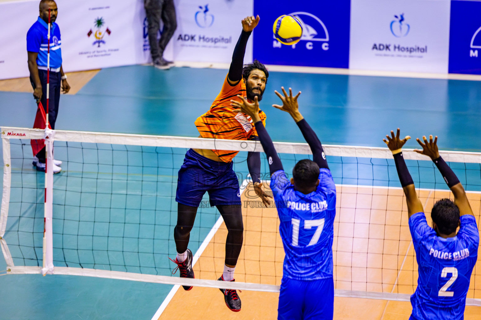 Sports Club City vs Police Club in Day 3 of MILO VAM Cup 2024 Men's Division was held in Social Center Indoor Hall on Wednesday, 30th October 2024. Photos: Nausham Waheed / images.mv