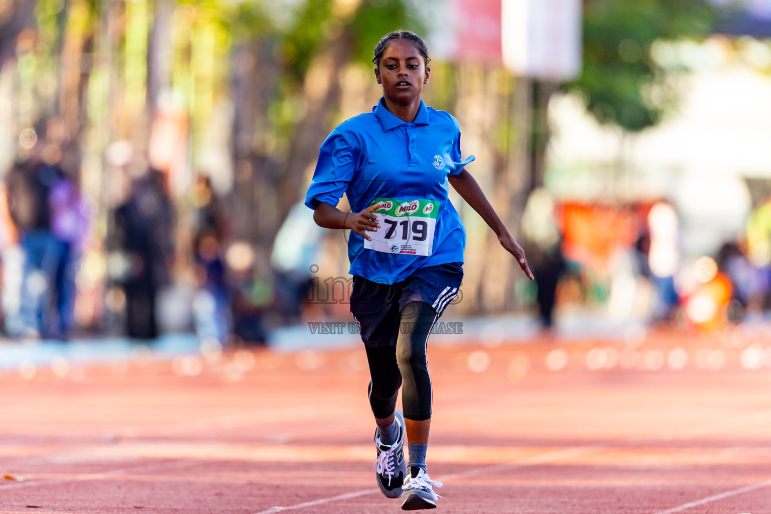 Day 1 of Inter-school Athletics Championship 2025 held in Ekuveni Synthetic Track, Male', Maldives on Monday, 06th October 2025. Photos by: Nausham Waheed / Images.mv