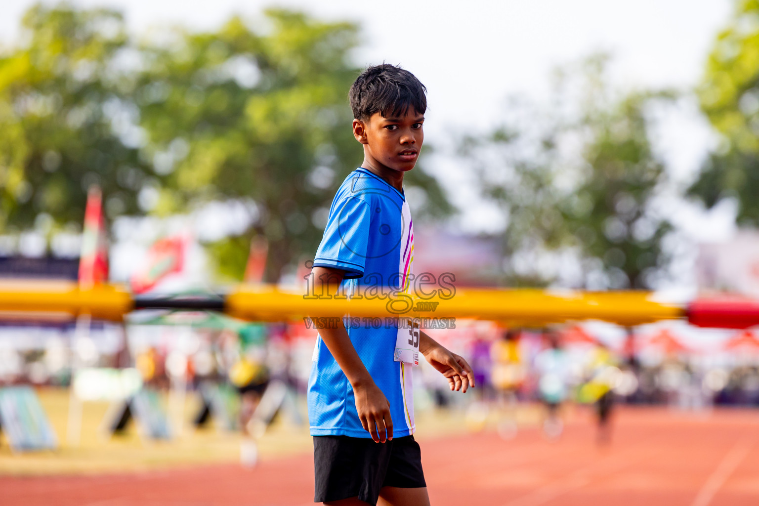 Day 3 of Inter-school Athletics Championship 2025 held in Ekuveni Synthetic Track, Male', Maldives on Wednesday, 08th October 2025. Photos by: Nausham Waheed / Images.mv
