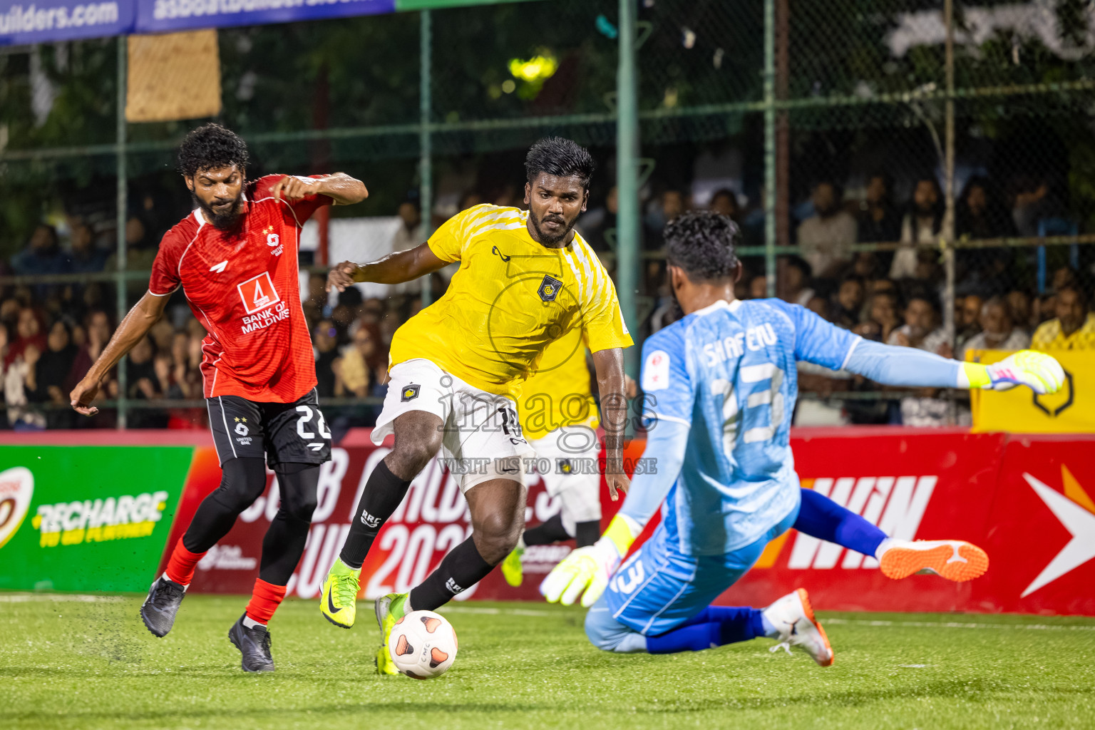 RRC vs United BML in Day 13 of Club Maldives Cup 2025 was held in Rehendhi Futsal Ground, Hulhumale', Maldives on Monday, 13th October 2025. 
Photos: Mohamed Mahfooz Moosa / images.mv