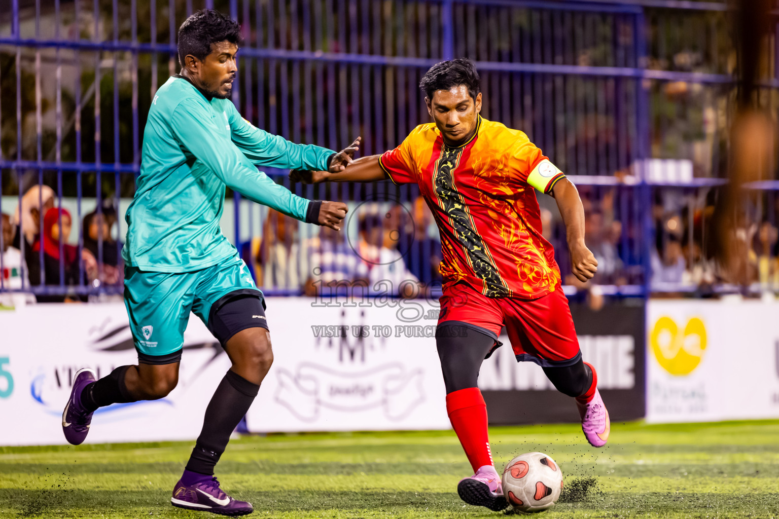 Dharavandhoo vs Thulhaadhoo in Day 3 of Better in Baa Futsal Fiesta 2025 Men's division held in B. Eydhafushi, Maldives on Friday, 7th November 2025. Photos: Nausham Waheed / images.mv