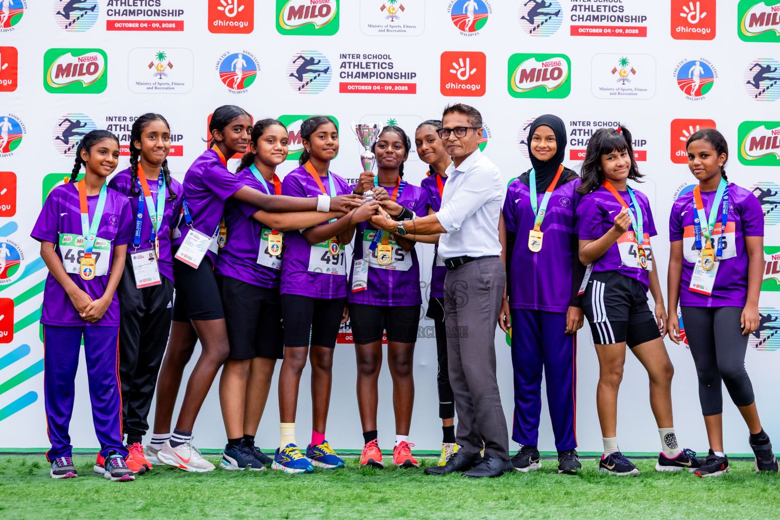 Day 6 of Inter-school Athletics Championship 2025 held in Ekuveni Synthetic Track, Male', Maldives on Sunday, 12th October 2025. Photos by: Nausham Waheed / Images.mv