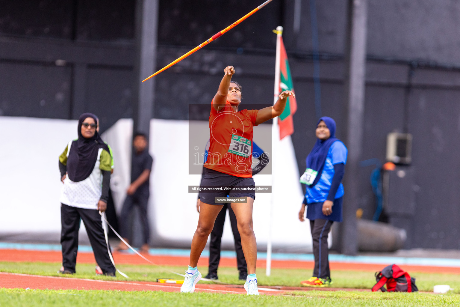 Day 2 of National Athletics Championship 2023 was held in Ekuveni Track at Male', Maldives on Friday, 24th November 2023. Photos: Nausham Waheed / images.mv