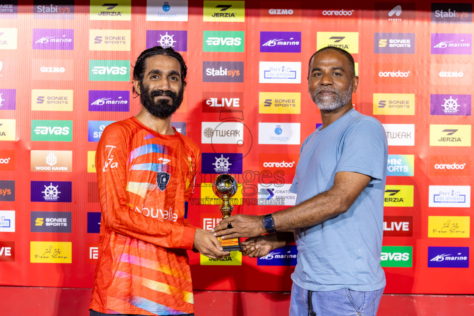 Sh Kanditheemu vs Sh Feydhoo in Day 6 of Golden Futsal Challenge 2025 on Friday, 6th January 2025, in Hulhumale', Maldives
Photos: Ismail Thoriq / images.mv