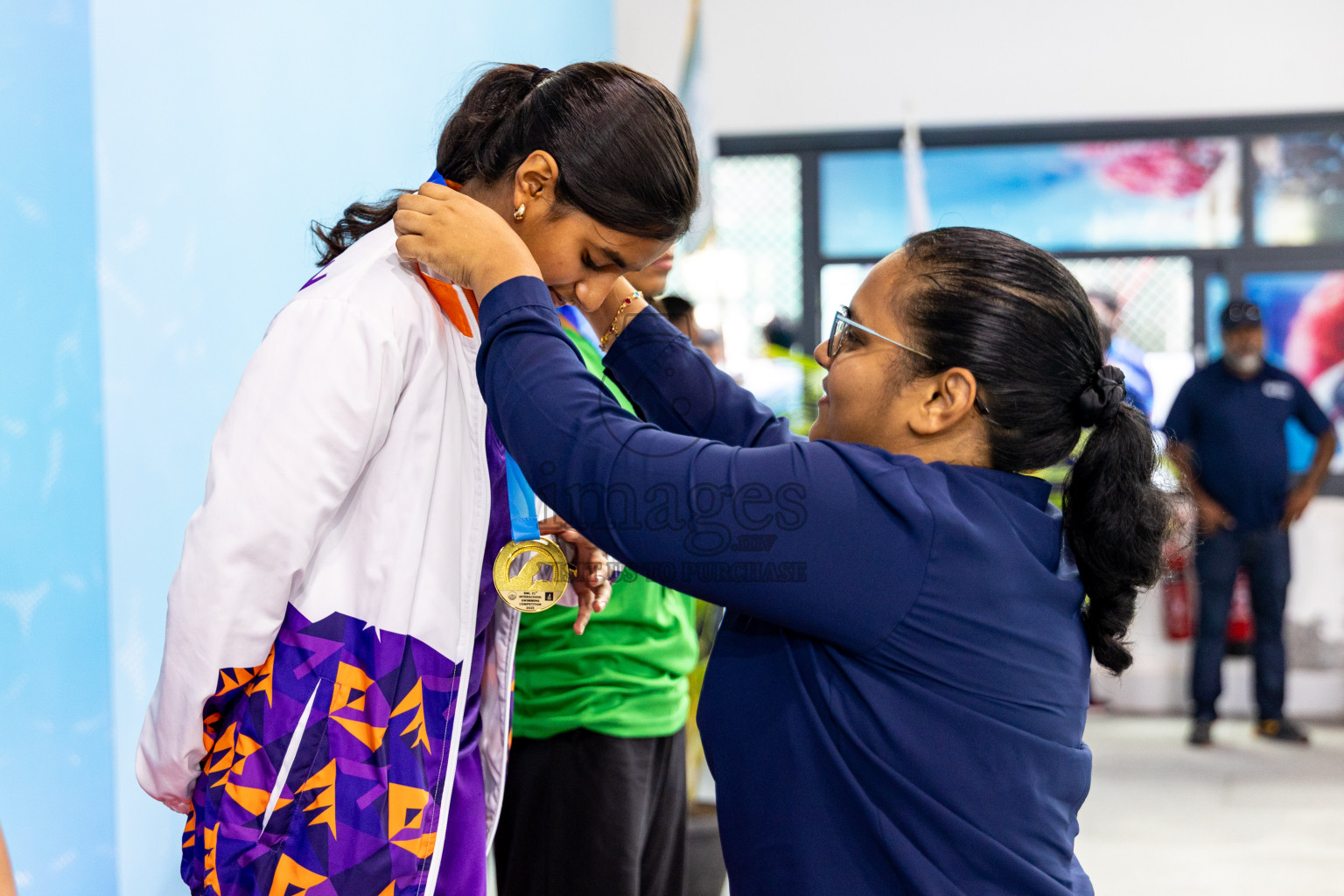 Closing Ceremony of BML 21st Interschool Swimming Competition 2025 .was held in Hulhumale' Swimming Pool, Hulhumale', Maldives on Saturday, 18th October 2025. 
Photos: Hassan Simah / images.mv