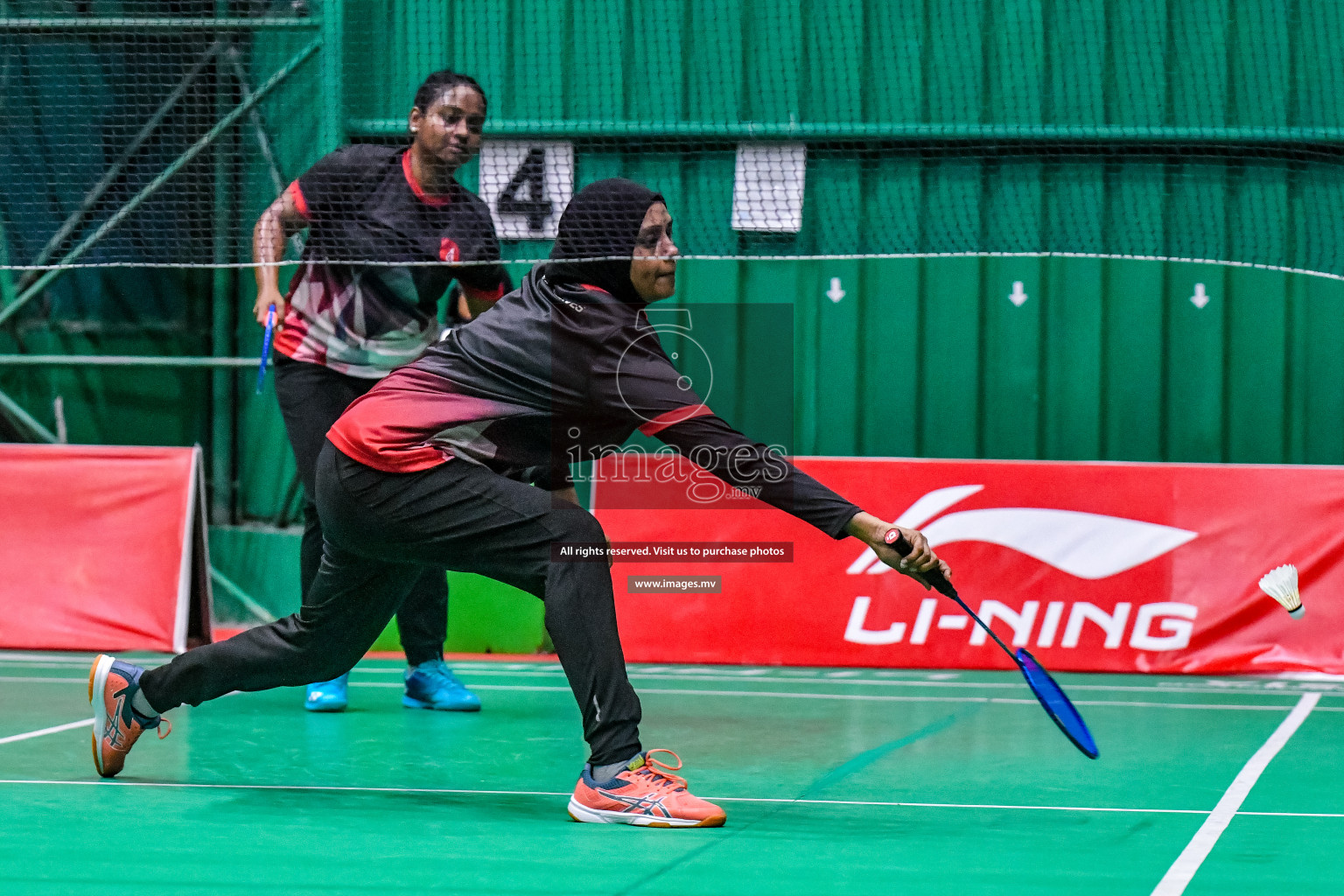 Day 3 of 6th Office Company Badmintion Championship held in Male', Maldives Photos: Nausham Waheed / Images.mv