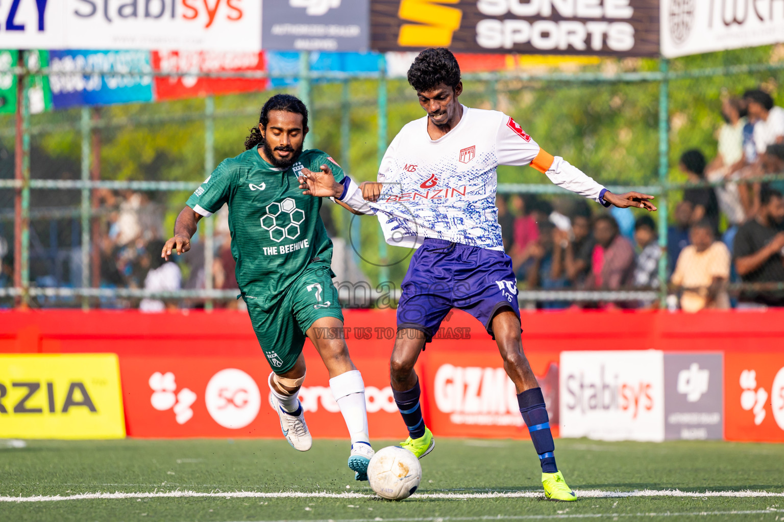 Th Thimarafushi vs Th Vilufushi in Day 14 of Golden Futsal Challenge 2025 was held on Saturday, 18th January 2025, in Hulhumale', Maldives. Photos: Nausham Waheed / images.mv