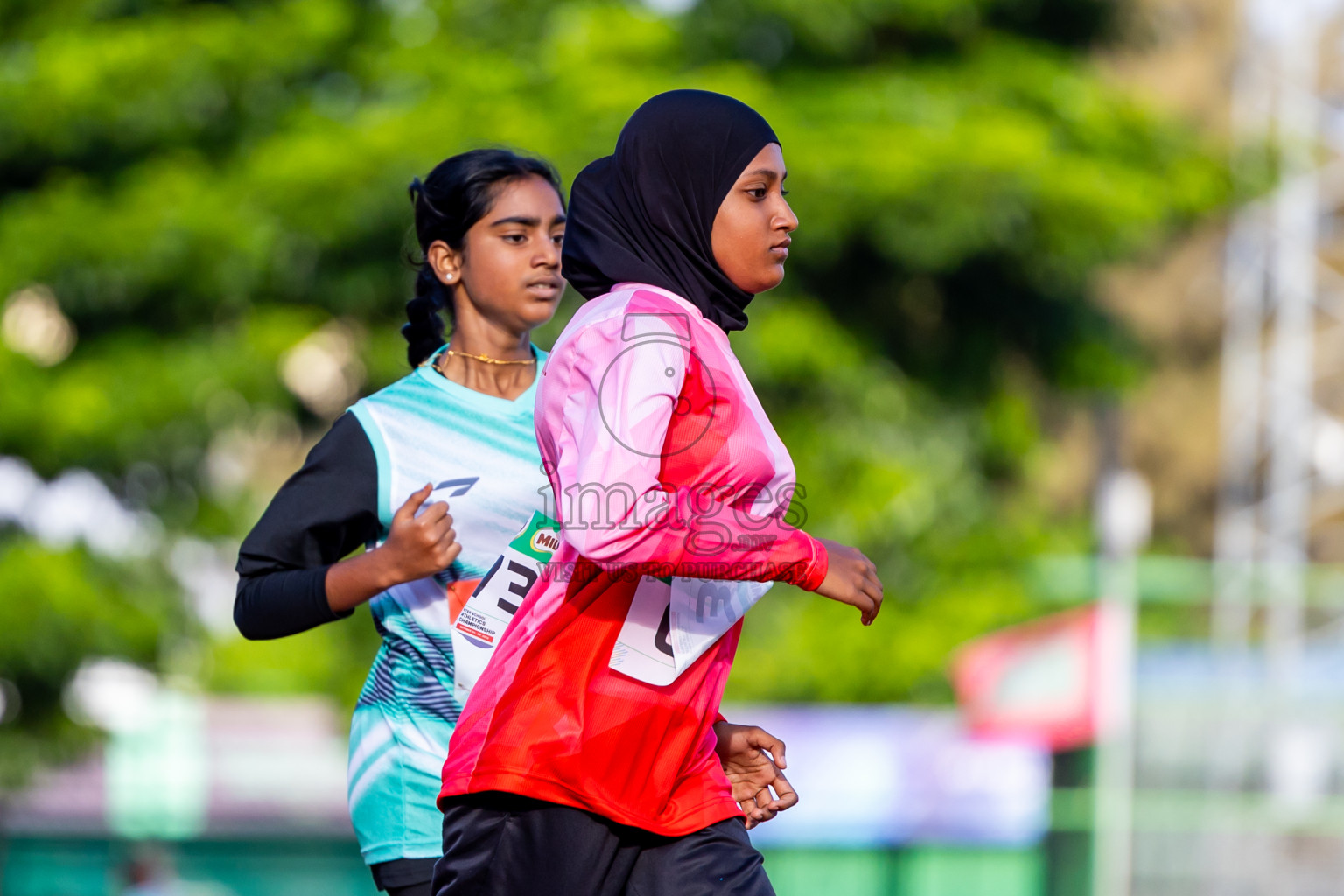 Day 2 of Inter-school Athletics Championship 2025 held in Ekuveni Synthetic Track, Male', Maldives on Tuesday, 07th October 2025. Photos by: Nausham Waheed / Images.mv