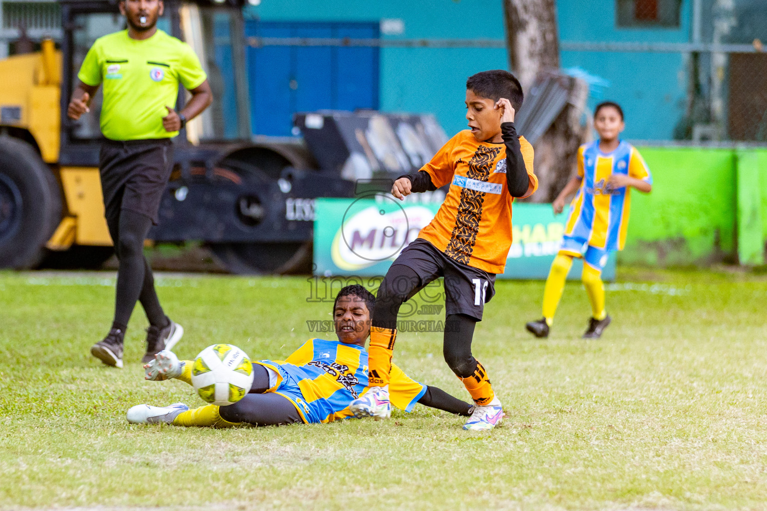 Day 2 of MILO Academy Championship 2025 (U-12) was held at Henveiru Stadium in Male', Maldives on Friday, 2nd May 2025. Photos: Mohamed Mahfooz Moosa / images.mv