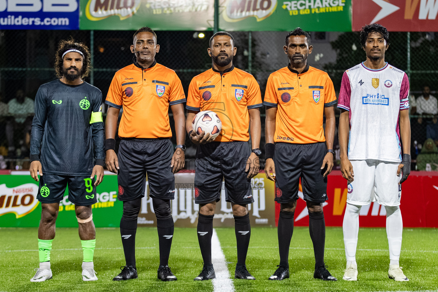 Kulhivaru Vuzara Club vs RRC in Kings Cup of Club Maldives Cup 2025 held in Rehendi Futsal Ground, Hulhumale', Maldives on Monday, 1st September 2025. Photos: Areef, Yasna / images.mv