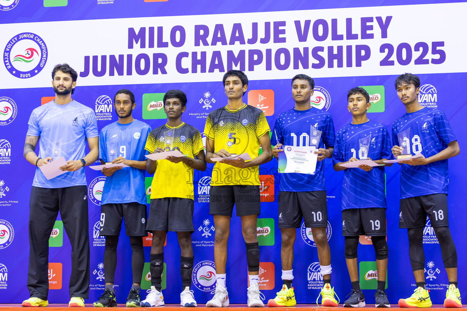 ADh Maamigili vs Male' City in the Finals of MILO Raajje Volley Junior Championship 2025 (U16 Boys) was held in Social Center Indoor Hall, Maldives on Saturday, 27th September 2025. Photos: Ismail Thoriq / images.mv