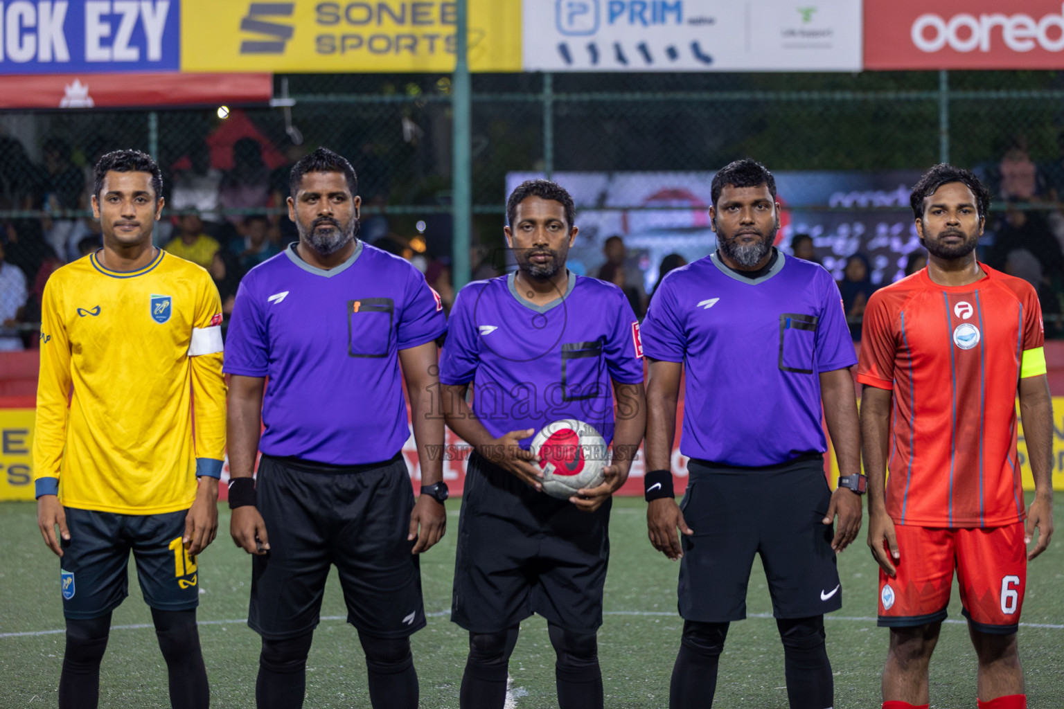 N Velidhoo vs N Maafaru in Day 18 of Golden Futsal Challenge 2024 was held on Thursday, 1st February 2024, in Hulhumale', Maldives Photos: Mohamed Mahfooz Moosa, / images.mv