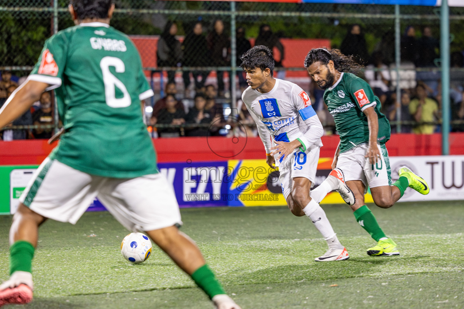 S Hithadhoo VS S MaradhooFeydhoo Atoll Round Semi-Final on Day 20 of Golden Futsal Challenge 2025 was held on Friday, 24 January 2025, in Hulhumale', Maldives. 
Photos: Hassan Simah / images.mv