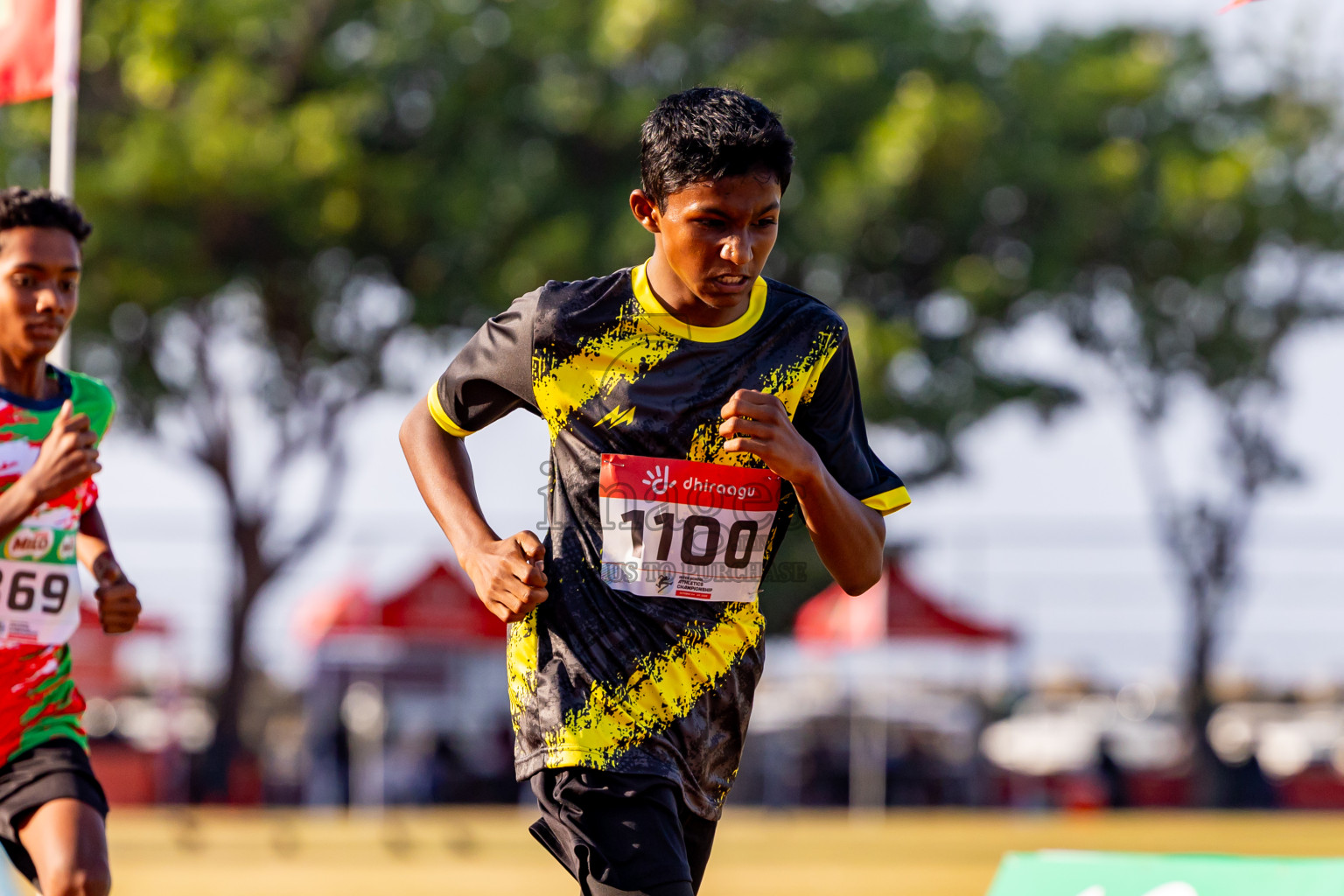 Day 3 of Inter-school Athletics Championship 2025 held in Ekuveni Synthetic Track, Male', Maldives on Wednesday, 08th October 2025. Photos by: Nausham Waheed / Images.mv