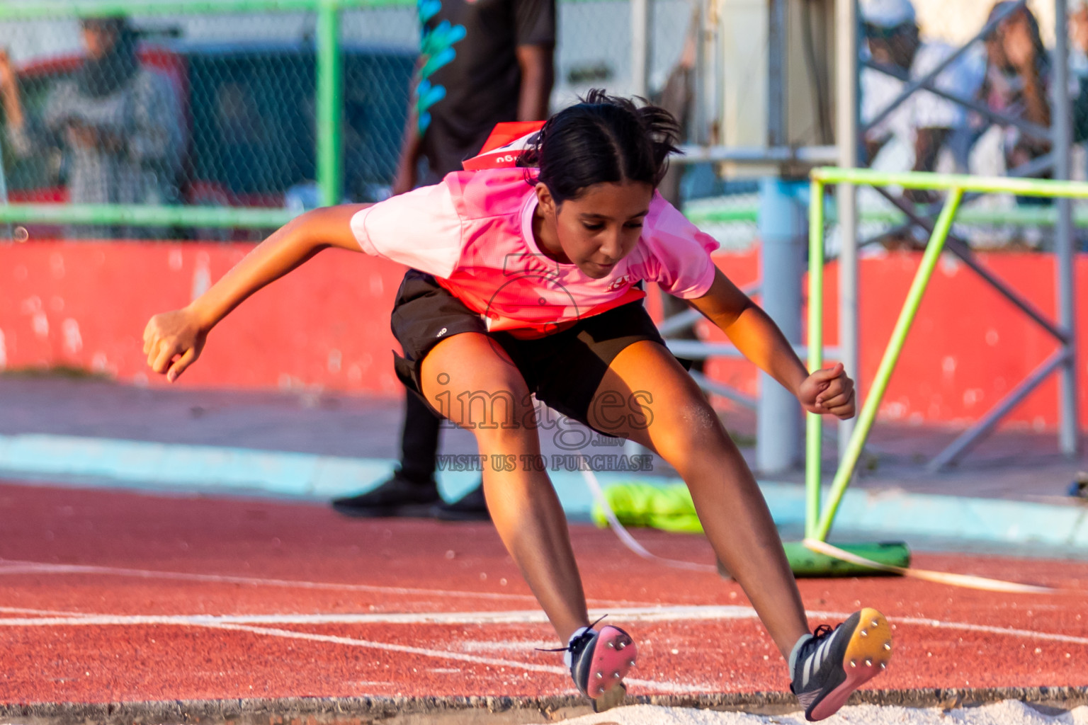 Day 2 of Inter-school Athletics Championship 2025 held in Ekuveni Synthetic Track, Male', Maldives on Tuesday, 07th October 2025. Photos by: Riza / Images.mv