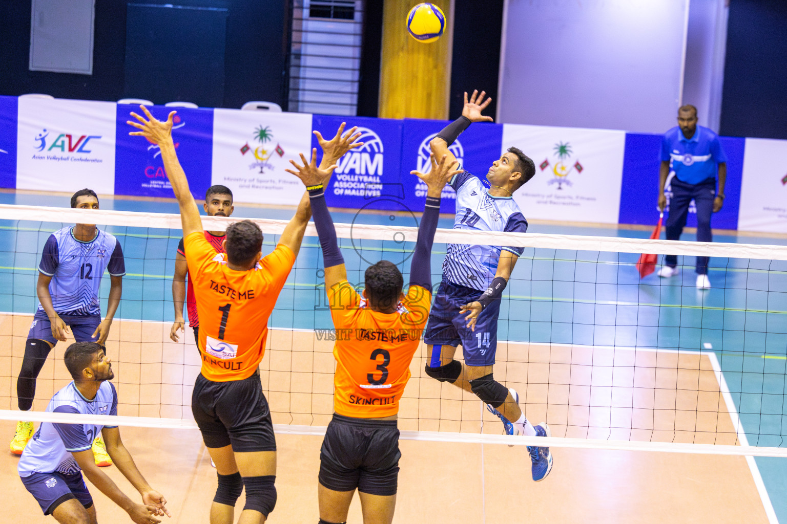 Sports Club City vs Blues for Volleyball in Day 2 of MILO VAM Cup 2025 held in Male', Maldives on Thursday, 26th June2025 at Social Center Indoor Hall 
Photos By: Ismail Thoriq / images.mv