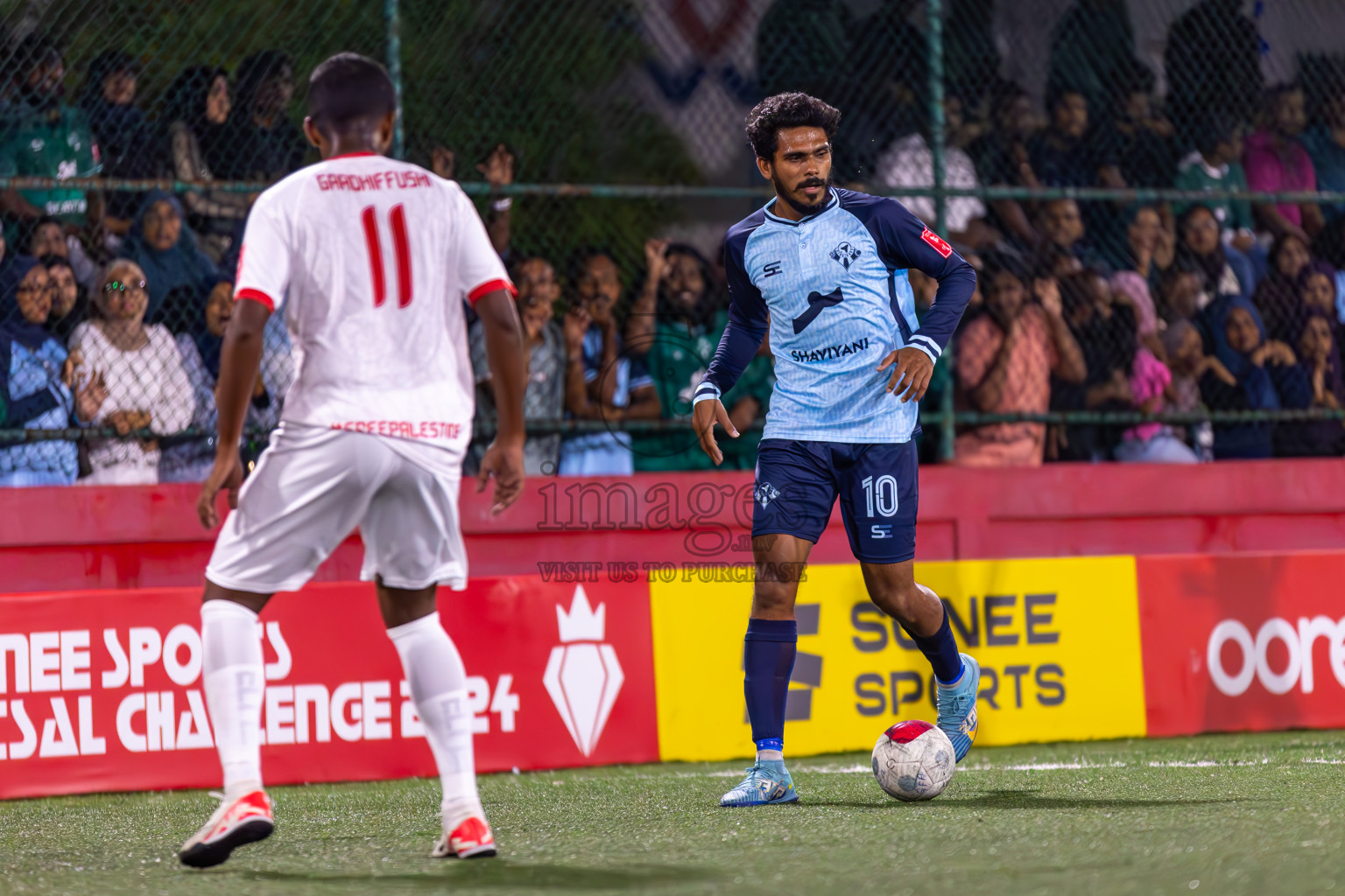 Th Gaadhiffushi vs Th Kinbidhoo in Day 15 of Golden Futsal Challenge 2024 was held on Monday, 29th January 2024, in Hulhumale', Maldives
Photos: Ismail Thoriq / images.mv