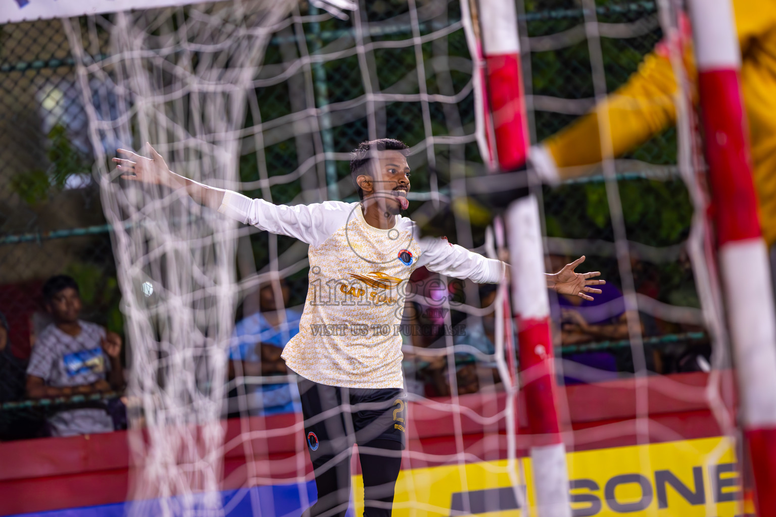 M Mulah VS M Raiymandhoo in Day 25 of Golden Futsal Challenge 2024 was held on Thursday , 8th February 2024 in Hulhumale', Maldives
Photos: Ismail Thoriq / images.mv