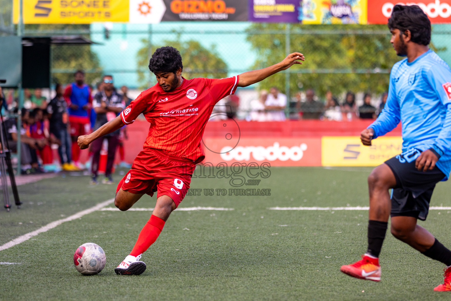 GDh. Gadhdhoo  VS  GDh. Hoandedhdhoo in Day 12 of Golden Futsal Challenge 2024 was held on Friday, 26th January 2024, in Hulhumale', Maldives 
Photos: Hassan Simah / images.mv