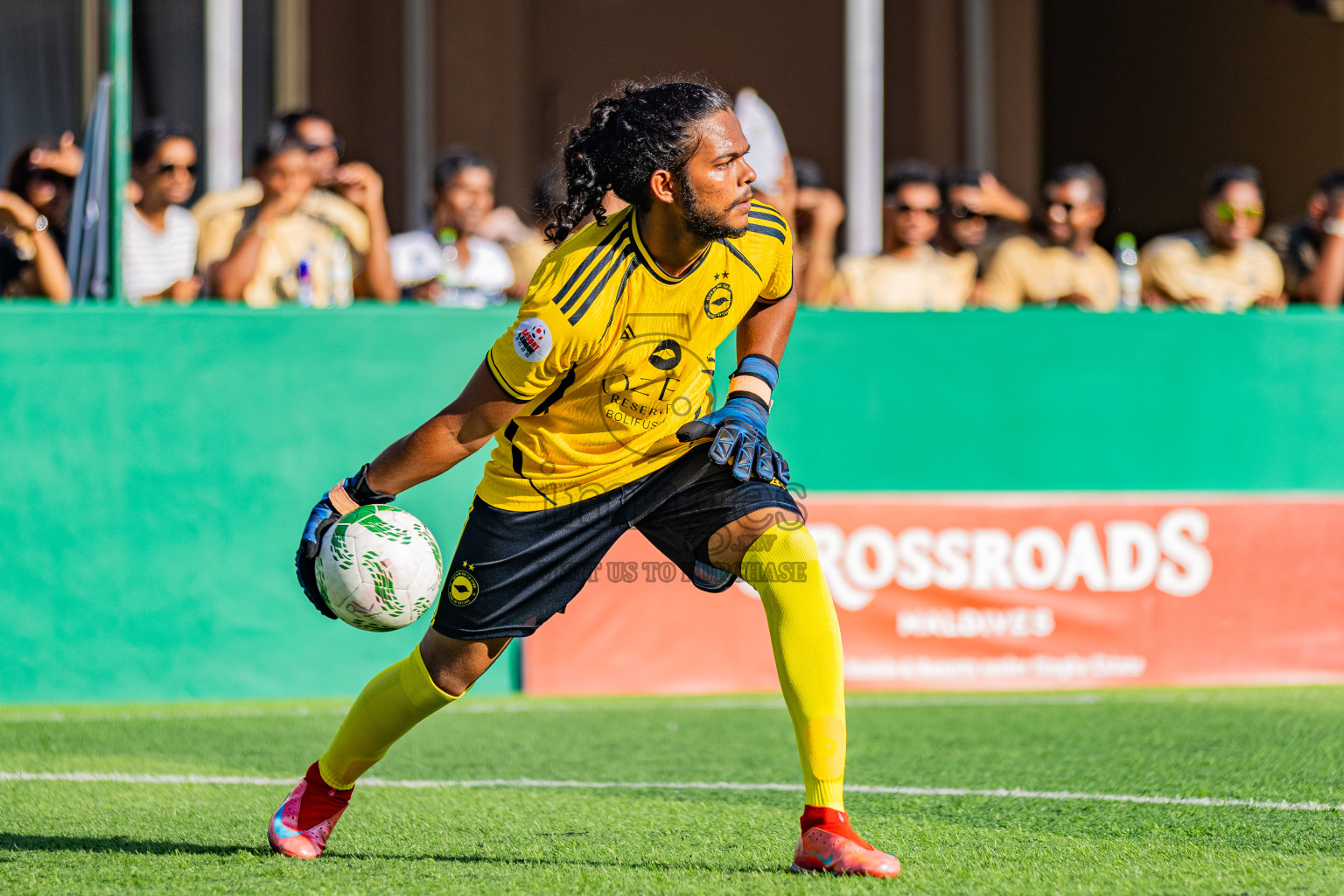 Fihalhohi vs Ozen Bolifushu in Resort League 2025 (South Male Zone) day 6 was held on Friday, 3rd October 2025 in Crossroads's Maldives, Photos: Areef Adam / images.mv