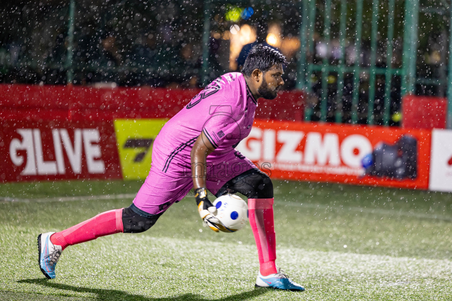 Th. Veymandoo VS Th. Kandoodhoo in Day 18 of Golden Futsal Challenge 2025 was held on Wednesday, 22nd January 2025, in Hulhumale', Maldives. Photos: Nausham Waheed / images.mv