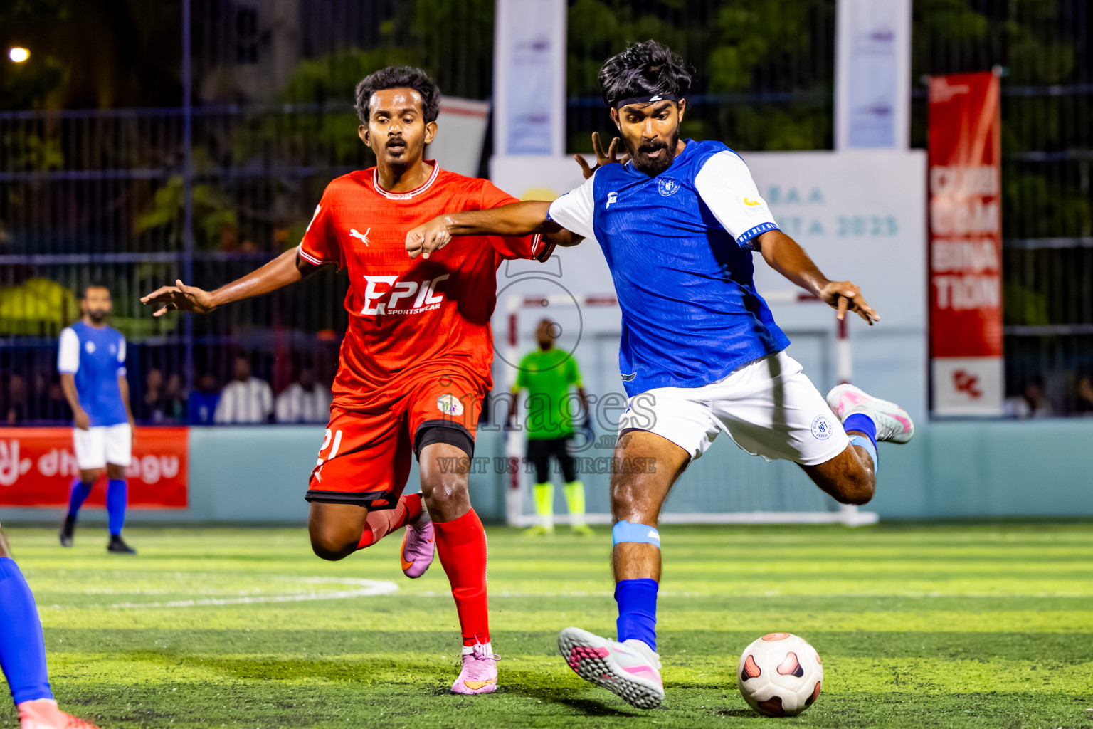 Kudarikilu vs Hithaadhoo in Day 1 of Better in Baa Futsal Fiesta 2025 Men's division held in B. Eydhafushi, Maldives on Wednesday, 5th November 2025. Photos: Nausham Waheed / images.mv