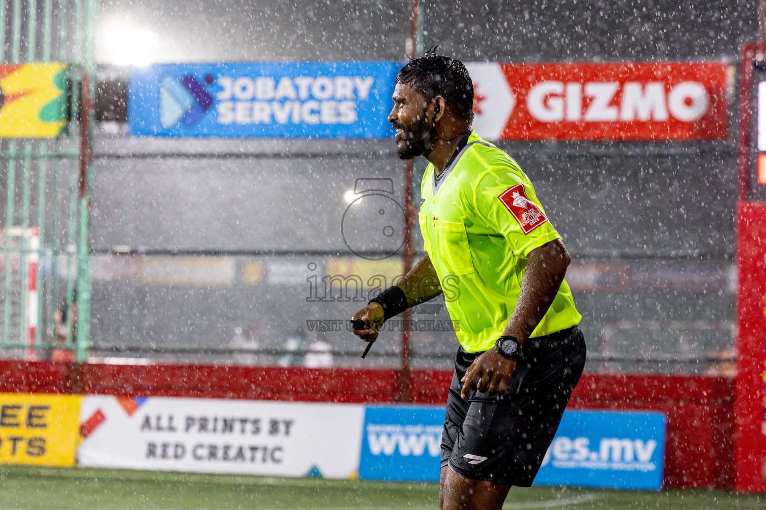 L. Isdhoo VS L. Mundoo in Day 18 of Golden Futsal Challenge 2025 was held on Wednesday, 22nd January 2025, in Hulhumale', Maldives. Photos: Nausham Waheed / images.mv