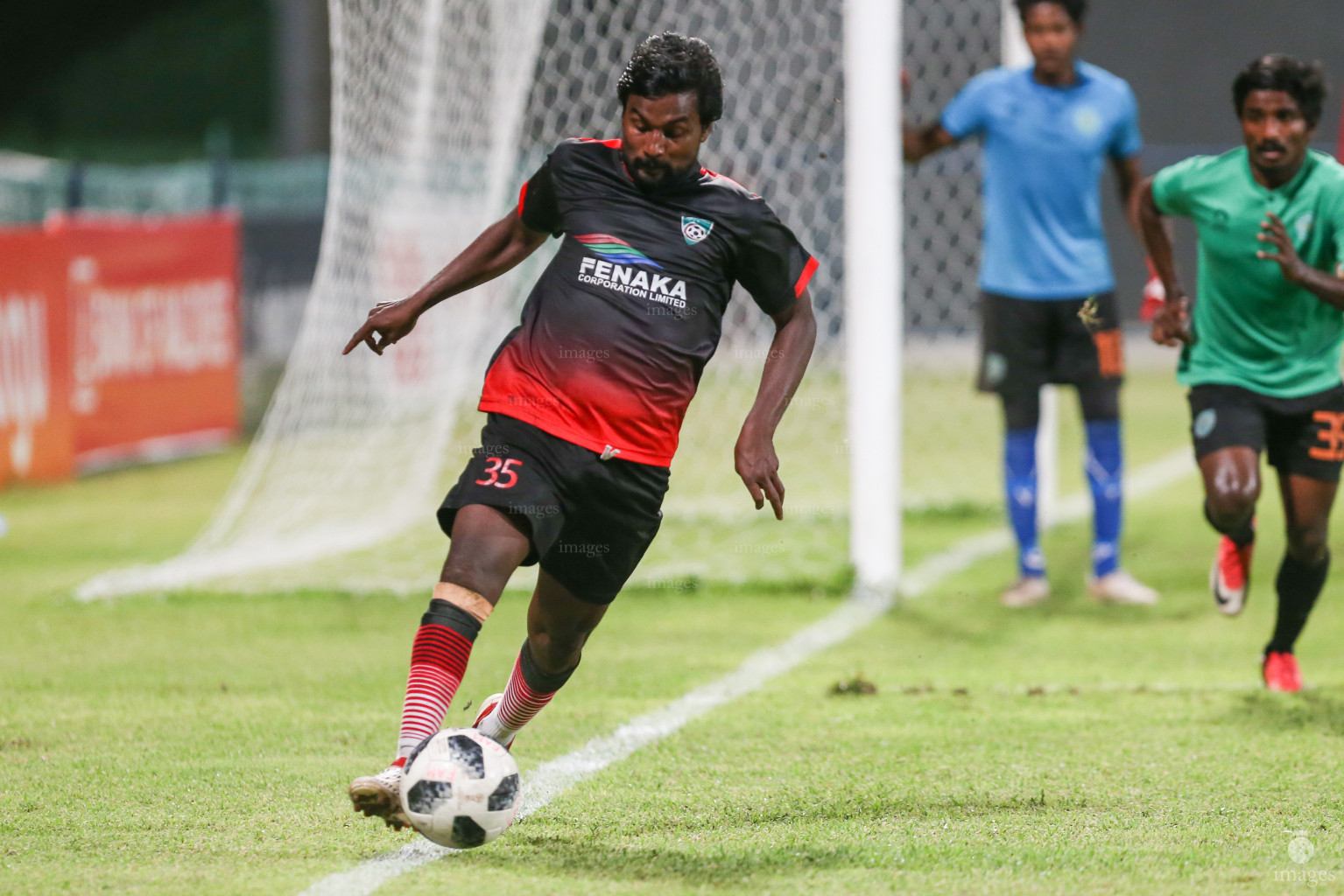 Dhiraagu Dhivehi Premier League 2018Fehendhoo vs Foakaidhoo, Male' Maldives, Thursday, September 27, 2018 (Images.mv Photo/Suadh Abdul Sattar)