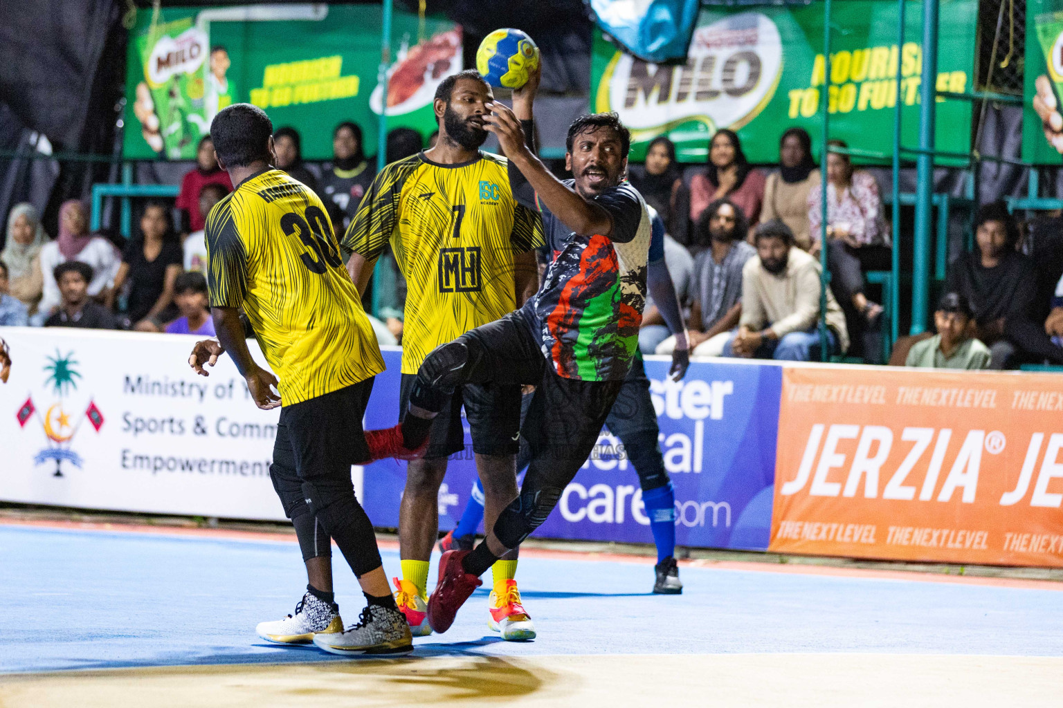 Day 11 of 10th National Handball Tournament 2023, held in Handball ground, Male', Maldives on Friday, 8th December 2023 Photos: Nausham Waheed/ Images.mv