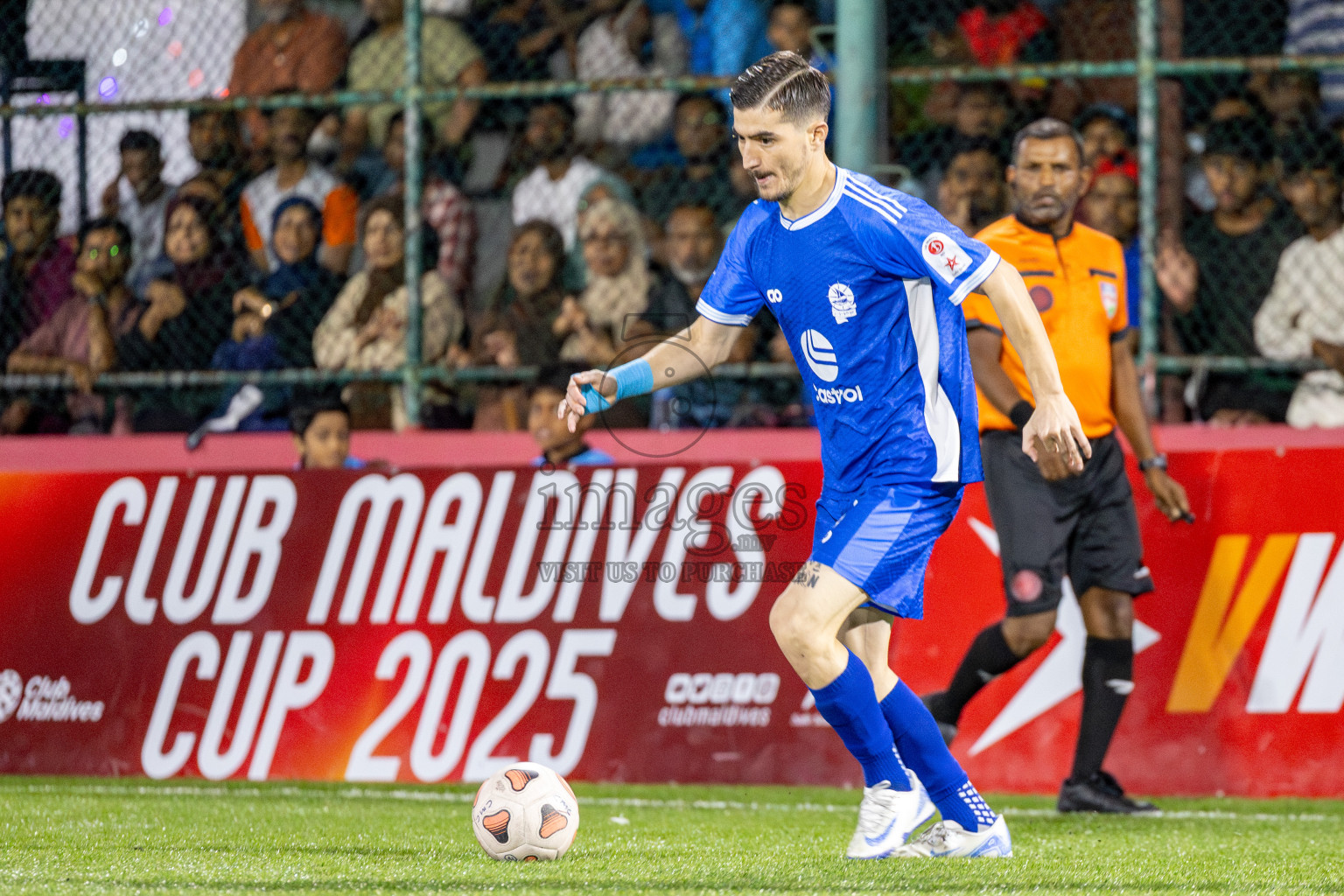 Club MTCC vs Dhivehi Sifainge Club (DSC) in Day 14 of Club Maldives Cup 2025 was held in Rehendhi Futsal Ground, Hulhumale', Maldives on Tuesday, 14th October 2025. Photos: Ismail Thoriq / images.mv