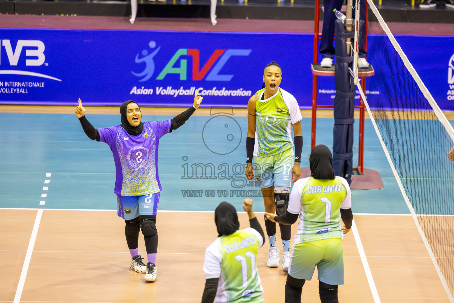 Club WAMCO vs Huraa Community Club in Day 1 of National Volleyball League 2025 - Women's Division held in Male', Maldives on Saturday, 19th April 2025 at Social Center Indoor Hall Photos By: Ismail Thoriq / images.mv