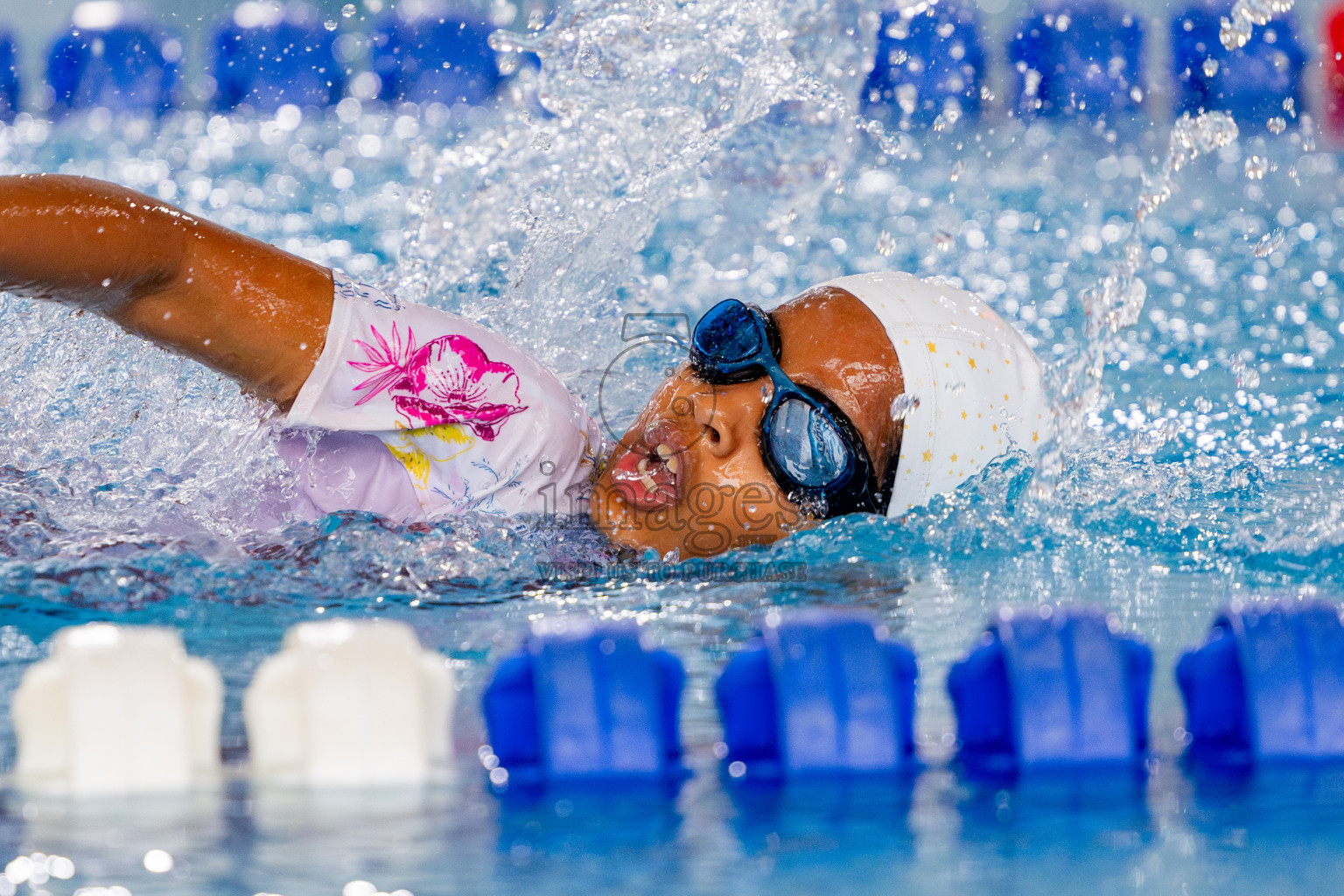 Day 1 of BML 5th National Swimming Kids Festival 2024 held in Hulhumale', Maldives on Monday, 18th November 2024. Photos: Nausham Waheed / images.mv