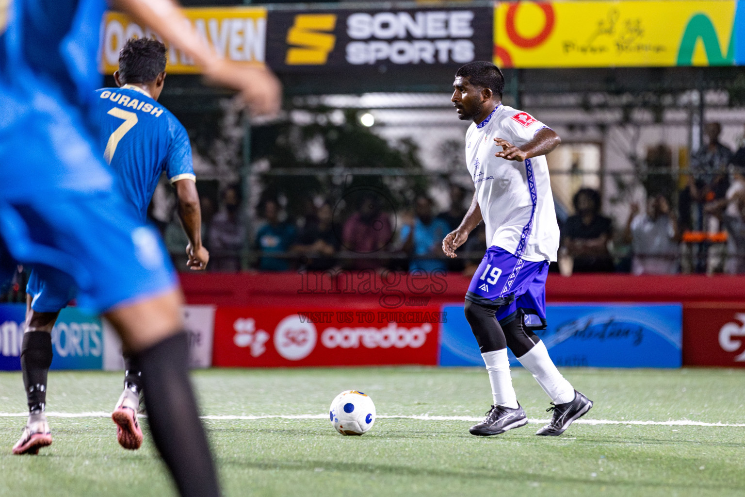 N Holhudhoo vs N Velidhoo in Day 12 of Golden Futsal Challenge 2025 was held on Thursday, 16th January 2025, in Hulhumale', Maldives.
Photos: Hassan Simah / images.mv