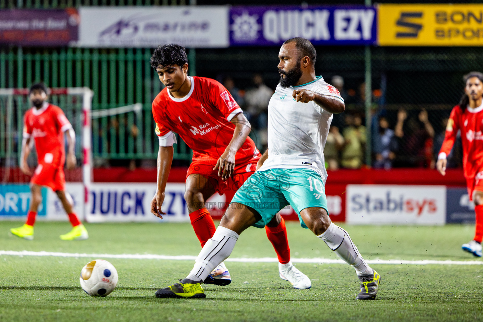 F Dharanboodhoo VS F Nilandhoo in Day 7 of Golden Futsal Challenge 2025 was held on Saturday, 11th January 2025, in Hulhumale', Maldives Photos: Nausham Waheed / images.mv