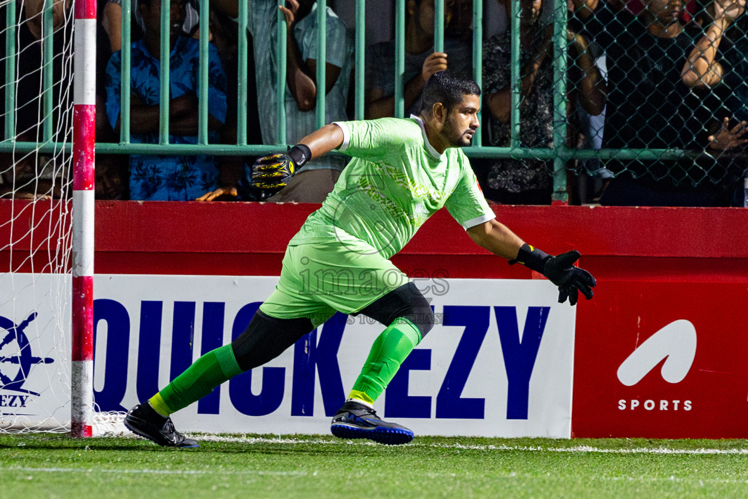 HA Utheemu vs HA Muraidhoo in Day 13 of Golden Futsal Challenge 2025 was held on Friday, 17th January 2025, in Hulhumale', Maldives. Photos: Nausham Waheed / images.mv