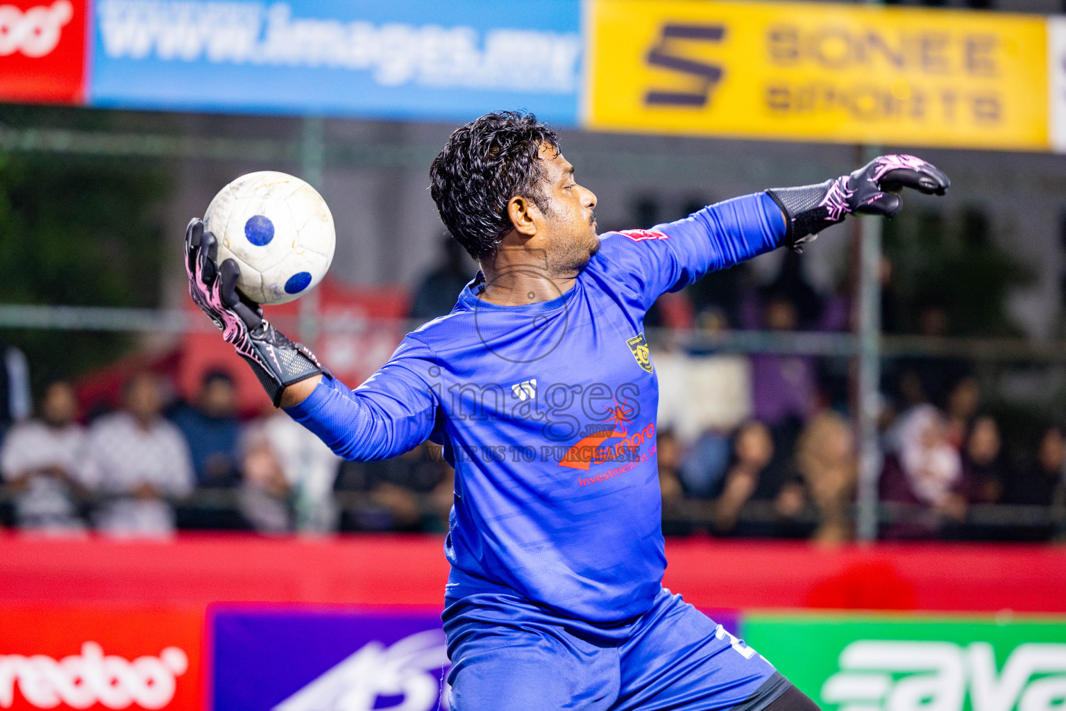 V Keyodhoo vs Adh Mandhoo in Zone round Day 27 of Golden Futsal Challenge 2025 was held on Friday , 31st January 2025, in Hulhumale', Maldives. Photos: Nausham Waheed / images.mv
