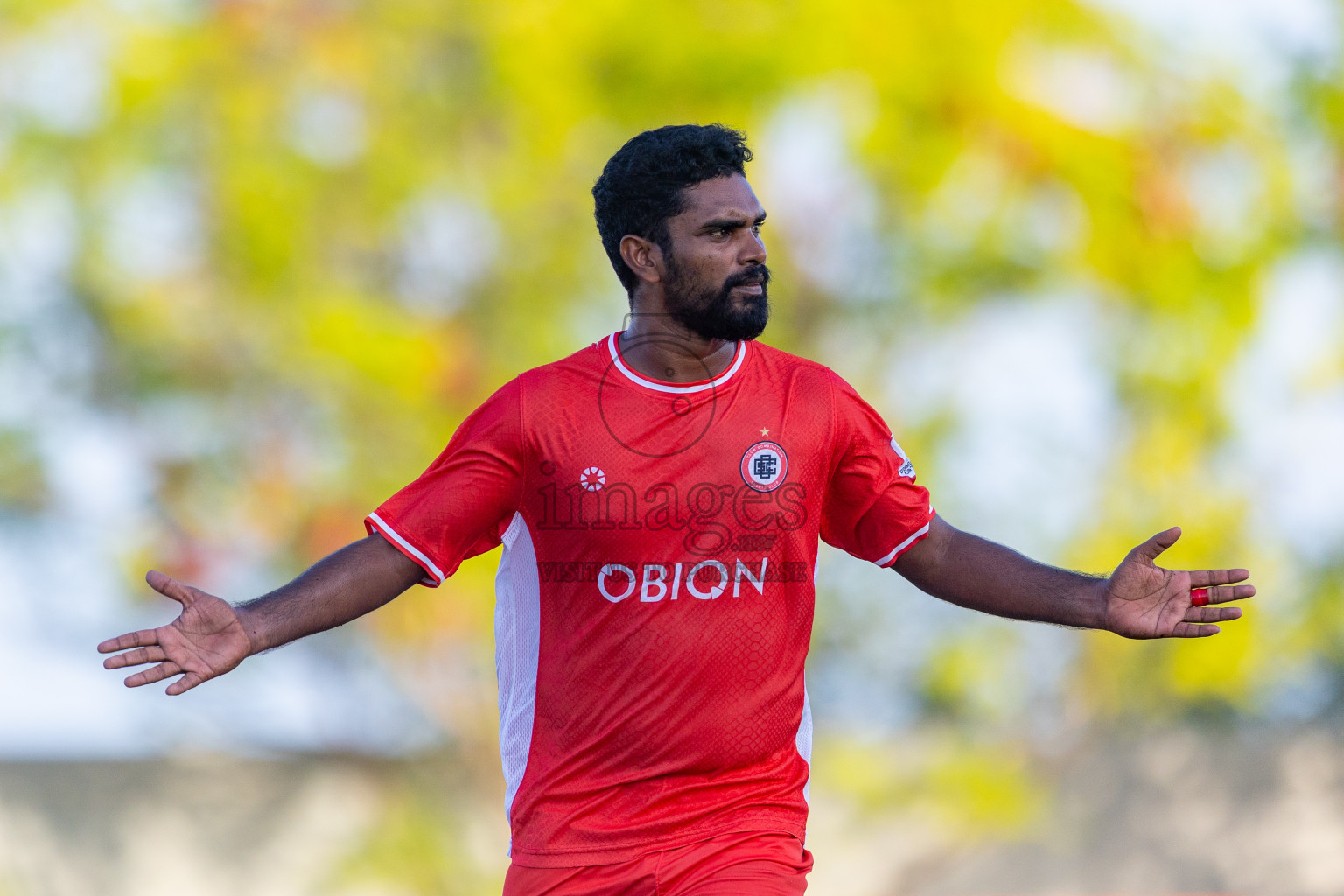 Huss Songun Football Team vs CC Sports Club in Day 2 of Eydhafushi Cup 2025 held in Eydhafushi Football Stadium at B. Eydhafushi, Maldives on Saturday, 6th September 2025. Photos: Mohamed Mahfouz Moosa / images.mv