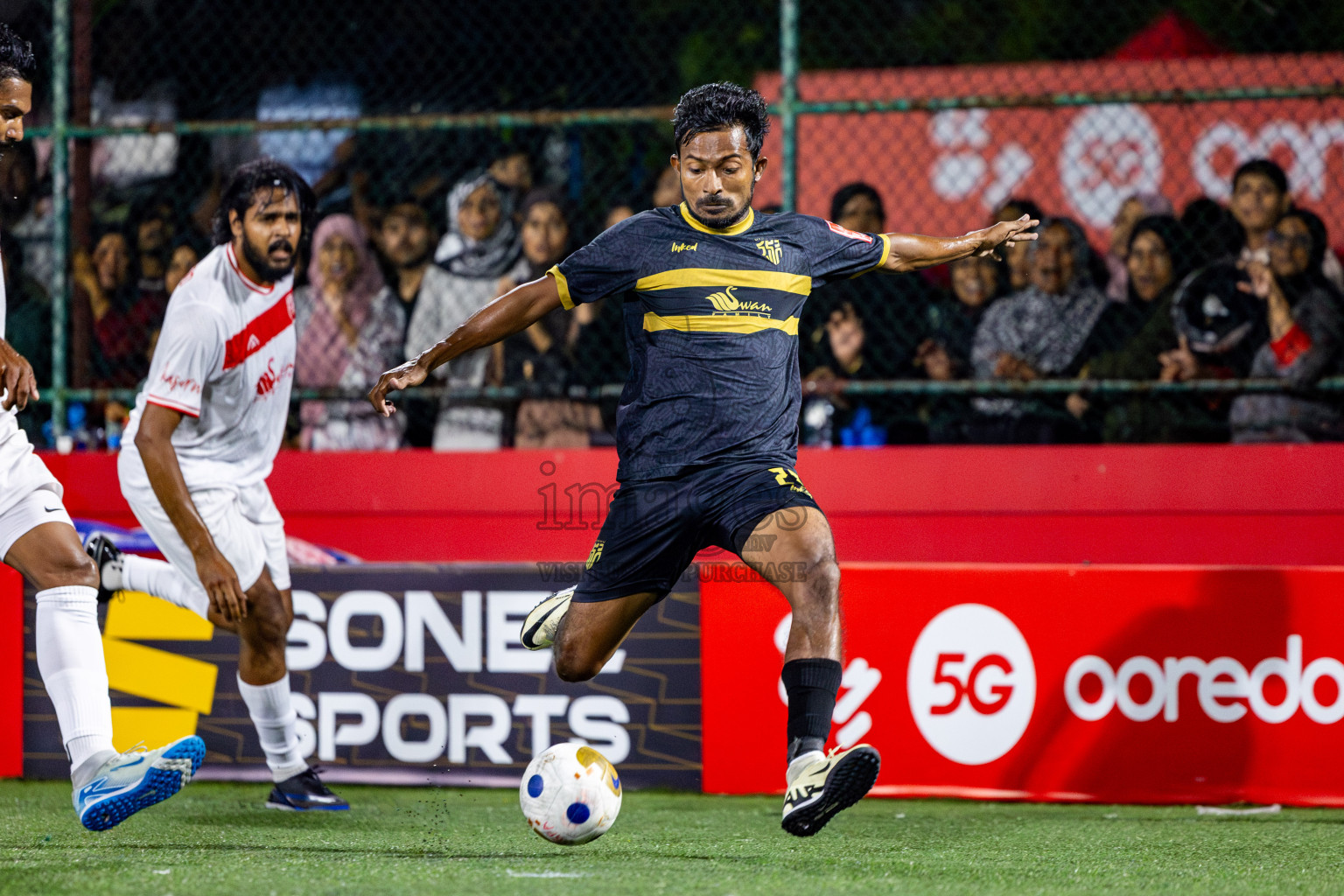 HA Utheemu vs HA Muraidhoo in Day 13 of Golden Futsal Challenge 2025 was held on Friday, 17th January 2025, in Hulhumale', Maldives. Photos: Nausham Waheed / images.mv
