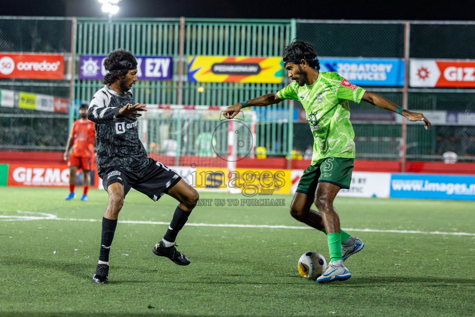 F Bilehdhoo VS F Feeali in Day 21 of Golden Futsal Challenge 2025 was held on Saturday, 25 January 2025, in Hulhumale', Maldives. 
Photos: Hassan Simah / images.mv