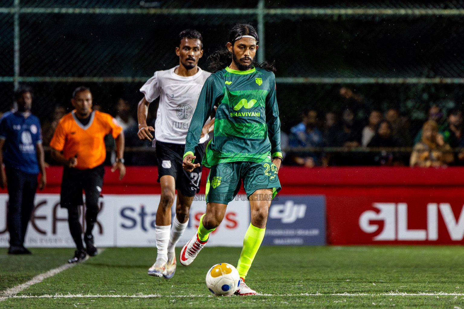 Thaa Omadhoo VS Thaa Kinbidhoo in Day 6 of Golden Futsal Challenge 2025 on Friday, 6th January 2025, in Hulhumale', Maldives Photos: Nausham Waheed / images.mv
