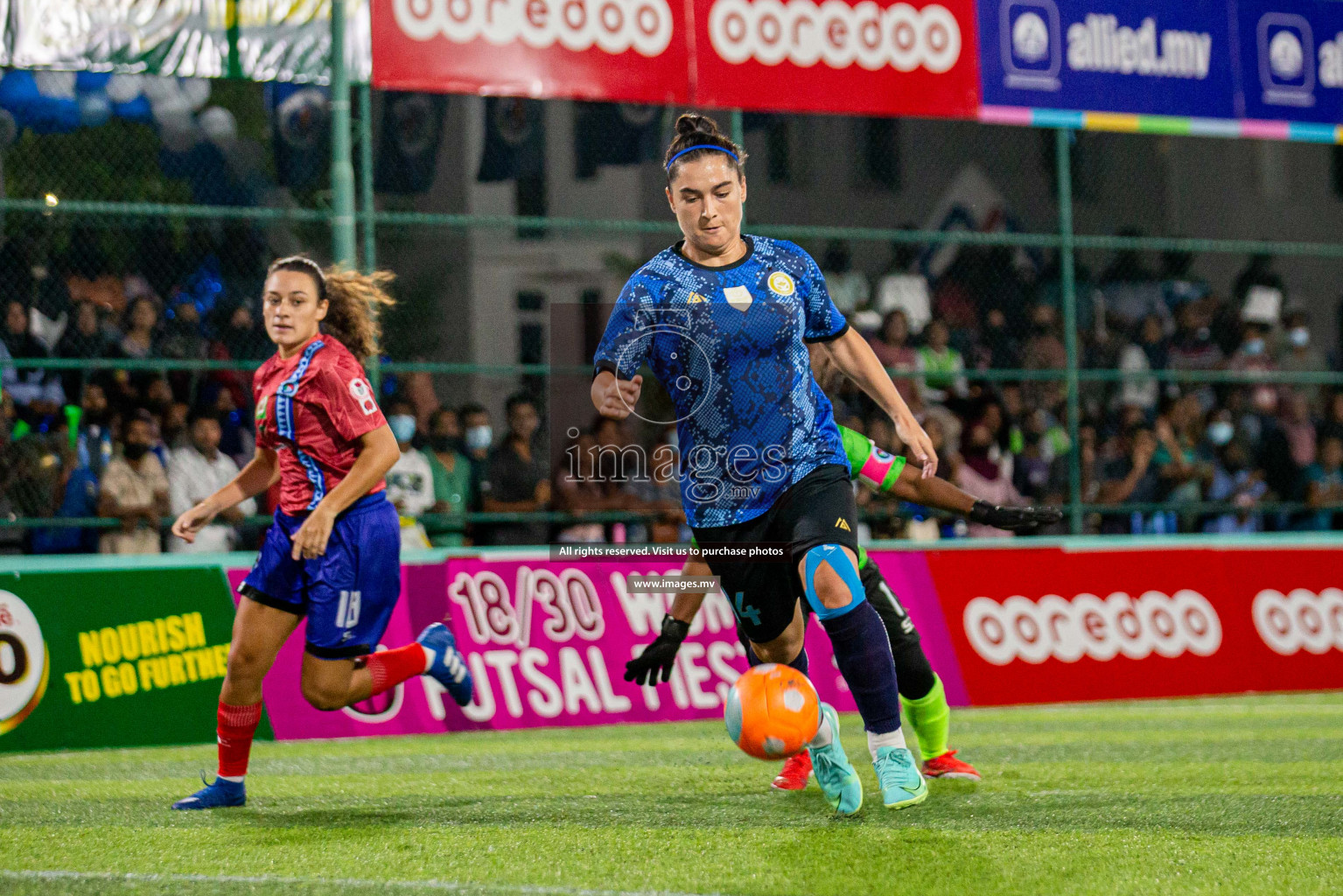 MPL vs Police Club in the Semi Finals of 18/30 Women's Futsal Fiesta 2021 held in Hulhumale, Maldives on 14th December 2021. Photos: Shuu Abdul Sattar / images.mv